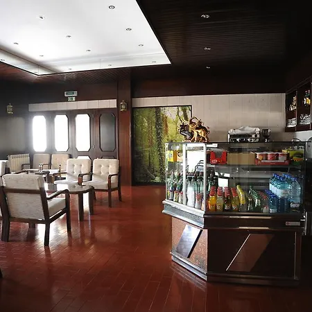 Hotel Colmeia 3*